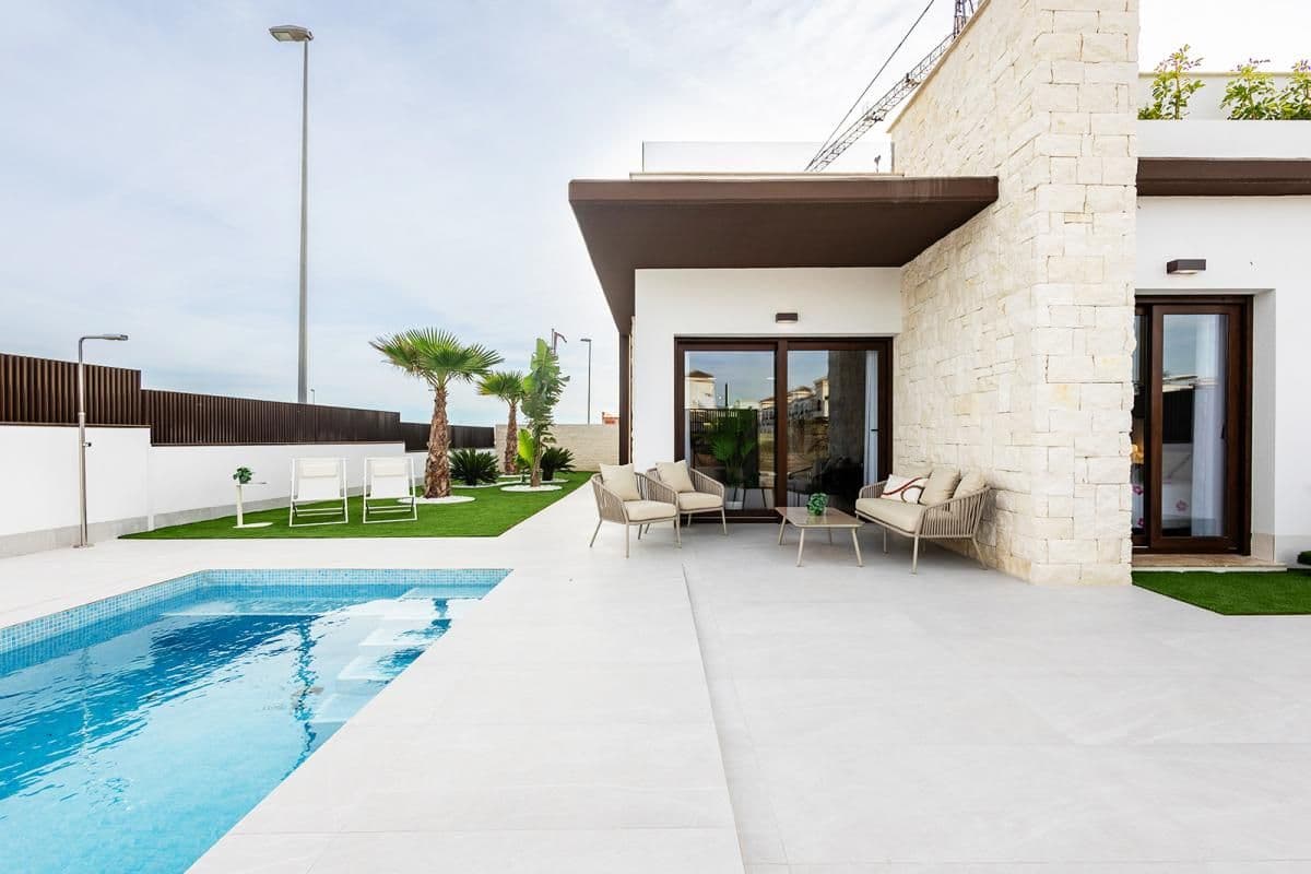 Villa en Desamparados-Hurchillo-Torremendo, Orihuela